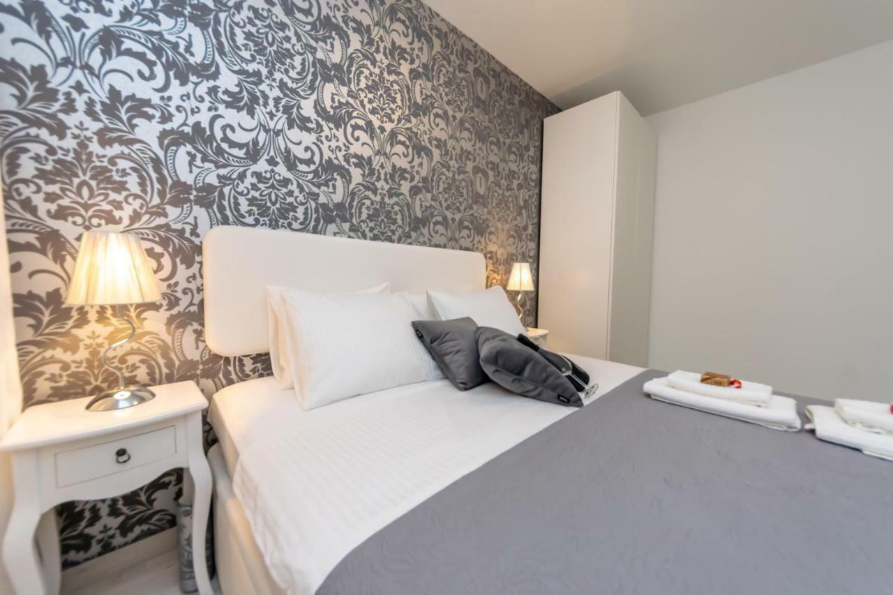 City Apartment Marlo 扎达尔 外观 照片